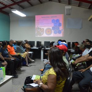 Clase de permacultura con Franck David